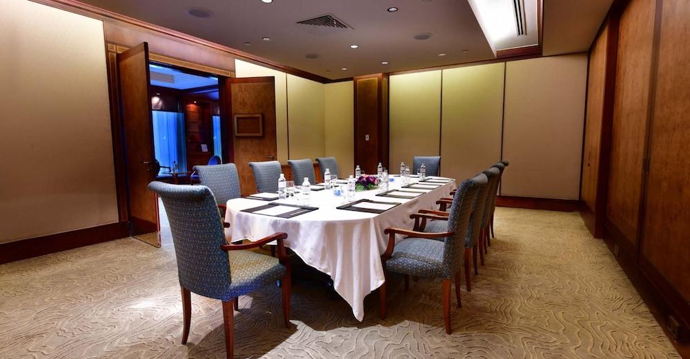 Empire Hotel And Country Club Brunei Bandar Seri Begawan Zewnętrze zdjęcie