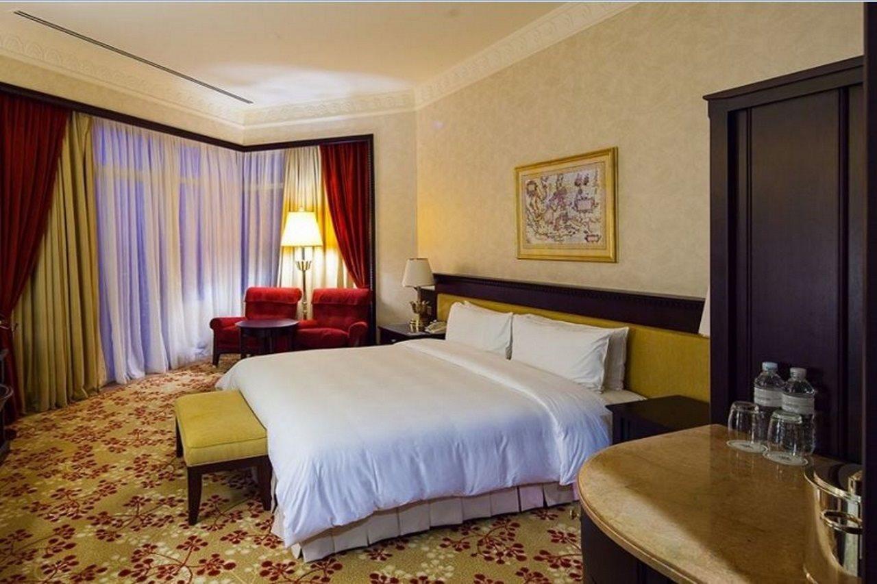 Empire Hotel And Country Club Brunei Bandar Seri Begawan Zewnętrze zdjęcie